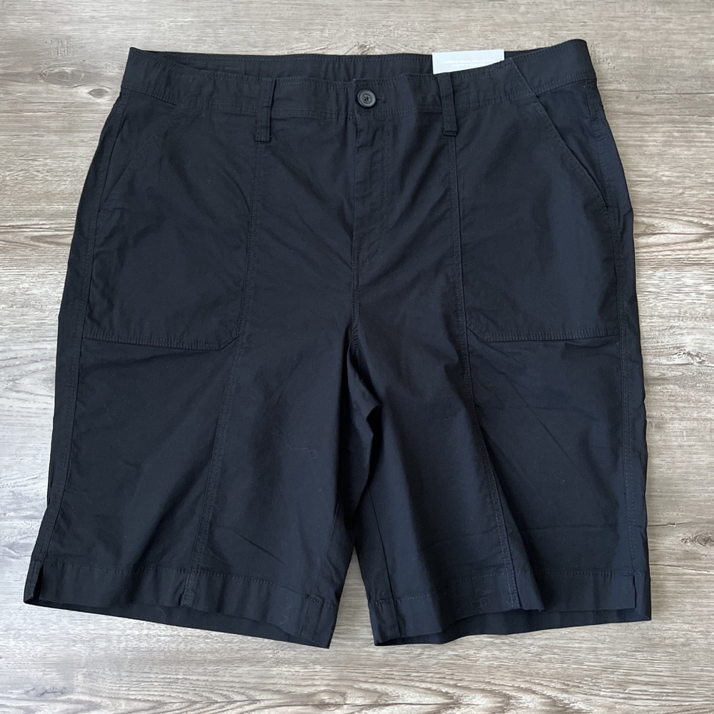 NWT Chico's Bermuda Shorts Women 3/16 Black 10" Inseam Stretch Cotton